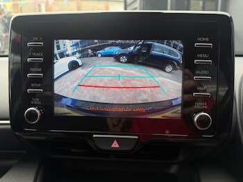Used Toyota Yaris 2021 for sale - 75678054: Photo