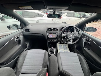 Used Volkswagen Polo 2017 for sale - 75478678: Photo