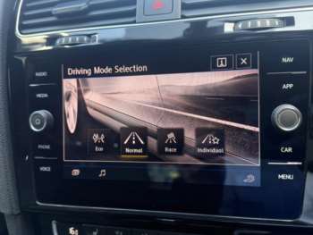 Used Volkswagen Golf 2019 for sale - 75214717: Photo