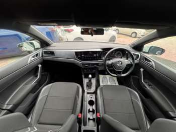 Used Volkswagen Polo 2019 for sale - 75232506: Photo