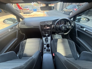 Used Volkswagen Golf 2019 for sale - 75609668: Photo