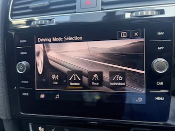 Used Volkswagen Golf 2019 for sale - 75609668: Photo