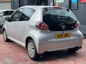 Used Toyota AYGO 2010 for sale - 75459402: Photo
