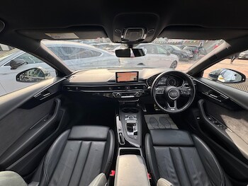 Used Audi A4 2017 for sale - 75531452: Photo