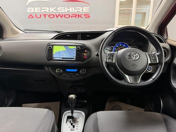 Used Toyota Yaris 2015 for sale - 79873851: Photo