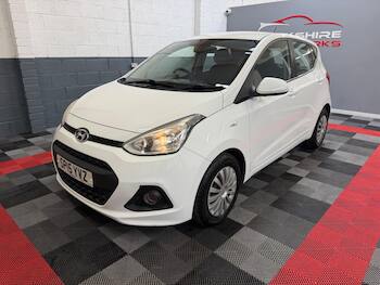 Used Hyundai i10 2015 for sale - 79874352: Photo