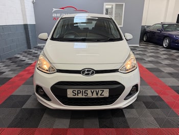 Used Hyundai i10 2015 for sale - 79874352: Photo