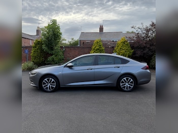 Used Vauxhall Insignia 2017 for sale - 79359922: Photo
