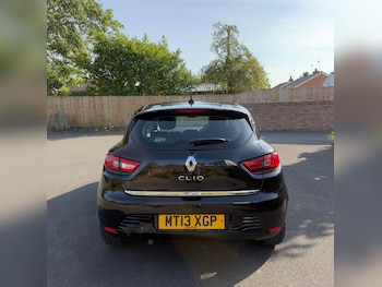 Used Renault Clio 2013 for sale - 79302643: Photo