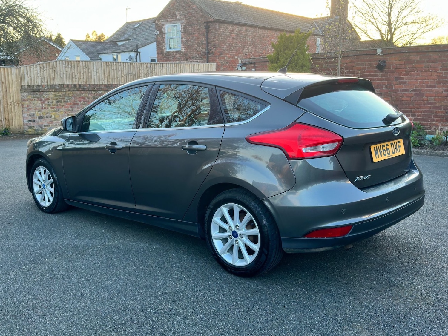 Used Ford Focus 2016 for sale - 78163184: Photo 4