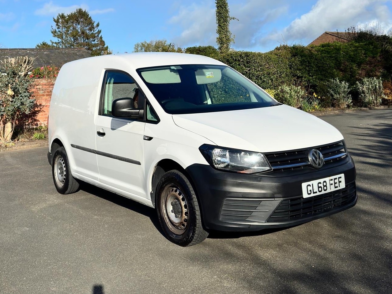Used Volkswagen Caddy 2018 for sale - 78169139: Photo 2
