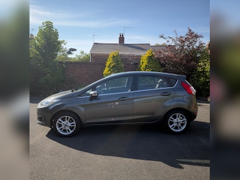 Used Ford Fiesta 2016 for sale - 79463703: Photo