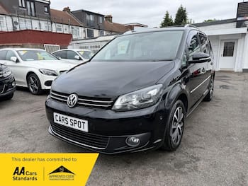 Used Volkswagen Touran 2015 for sale - 79774771: Photo