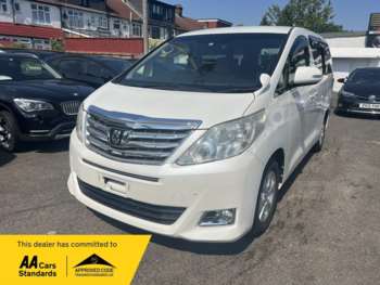 2012 (12) - MPV 240X Petrol 8 Seats 5-Door