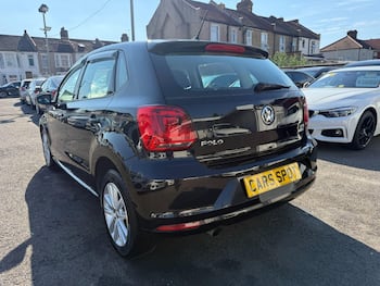 Used Volkswagen Polo 2017 for sale - 79774428: Photo