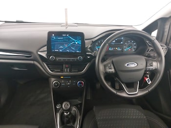 Used Ford Fiesta 2017 for sale - 79175805: Photo
