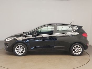 Used Ford Fiesta 2017 for sale - 79175805: Photo