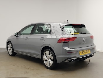 Used Volkswagen Golf 2024 for sale - 76435173: Photo