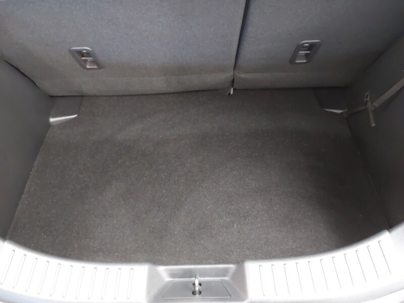 Used Mazda Mazda2 2023 for sale - 77874036: Photo 8