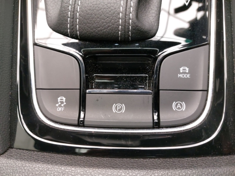 Used Skoda Karoq 2024 for sale - 77134235: Photo 17