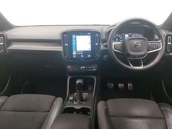 Used Volvo XC40 2021 for sale - 76556512: Photo