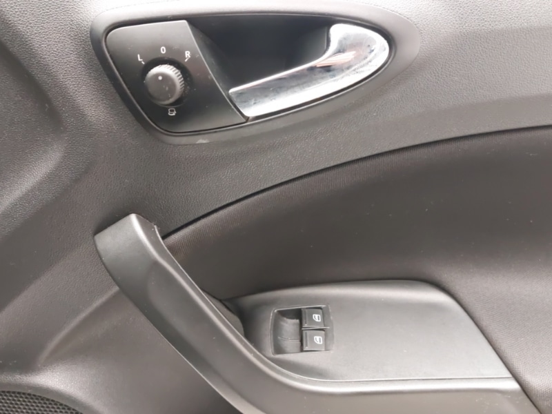 Used SEAT Ibiza 2017 for sale - 76963979: Photo 18