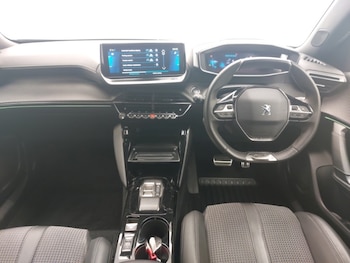 Used Peugeot 2008 2023 for sale - 78669599: Photo
