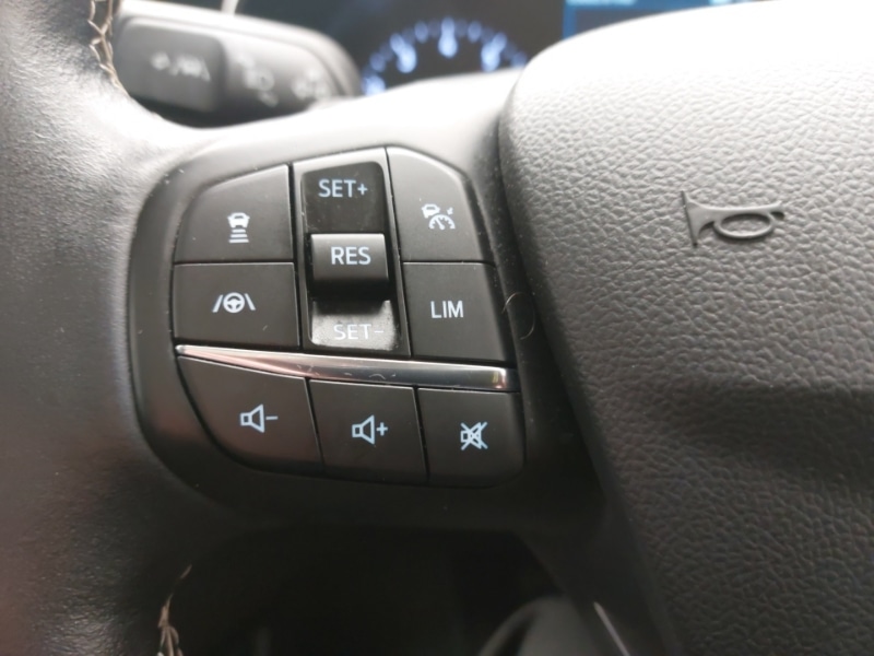 Used Ford Focus 2019 for sale - 76947206: Photo 12