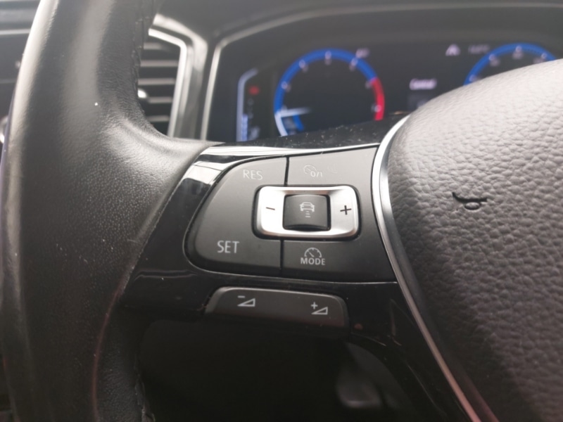 Used Volkswagen T-Roc 2018 for sale - 78126223: Photo 13