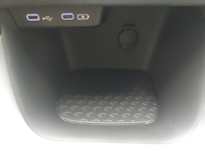 Used Mazda Mazda2 HYBRID 2024 for sale - 78132878: Photo 15