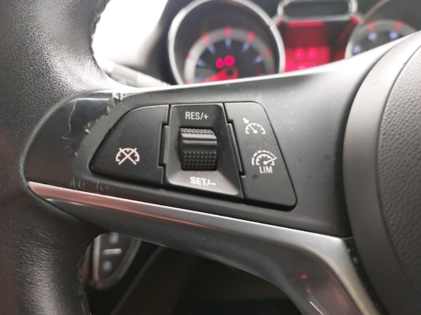 Used Vauxhall ADAM 2017 for sale - 76108157: Photo 13