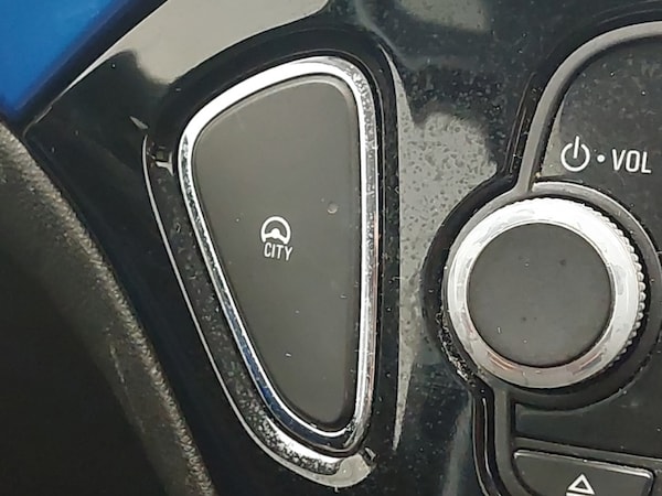 Used Vauxhall ADAM 2017 for sale - 76108157: Photo 18