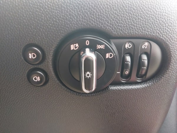 Used MINI Hatch 2019 for sale - 76213085: Photo 12