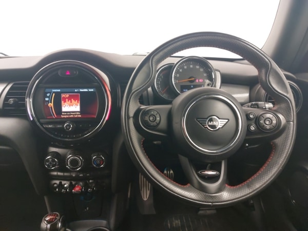 Used MINI Hatch 2019 for sale - 76213085: Photo 7