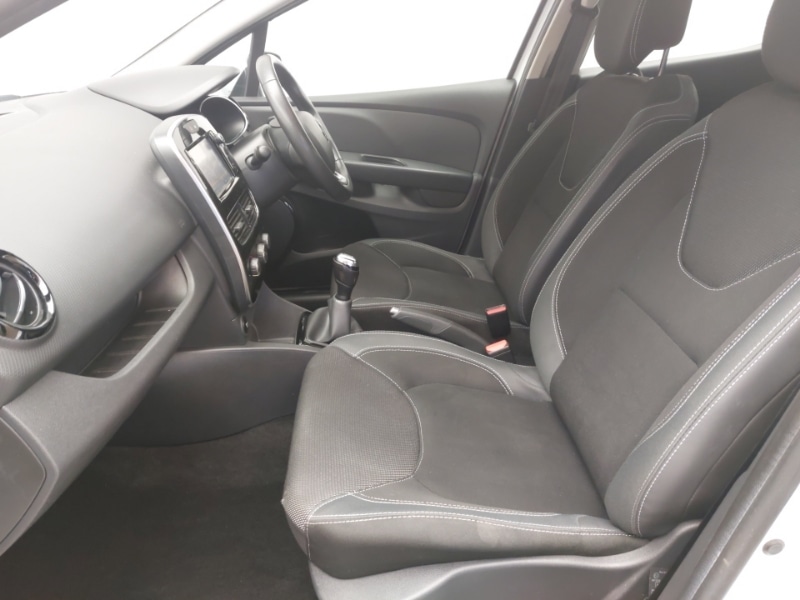 Used Renault Clio 2016 for sale - 76177922: Photo 5