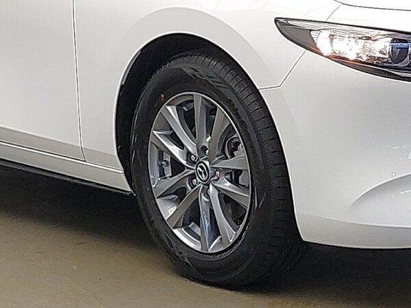 Used Mazda Mazda3 2025 for sale - 76233424: Photo 9
