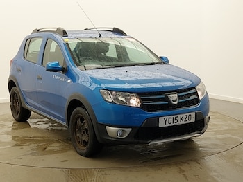 Used Dacia Sandero Stepway 2015 for sale - 77907481: Photo