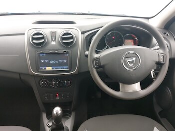 Used Dacia Sandero Stepway 2015 for sale - 77907481: Photo