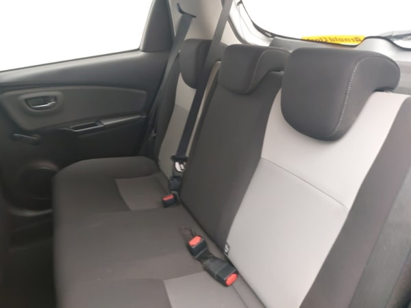 Used Toyota Yaris 2018 for sale - 76281904: Photo 6