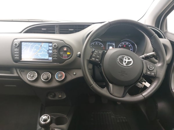 Used Toyota Yaris 2018 for sale - 76281904: Photo 7