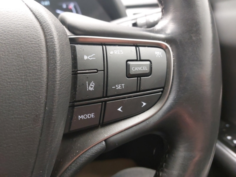 Used Lexus UX 2023 for sale - 76879926: Photo 13