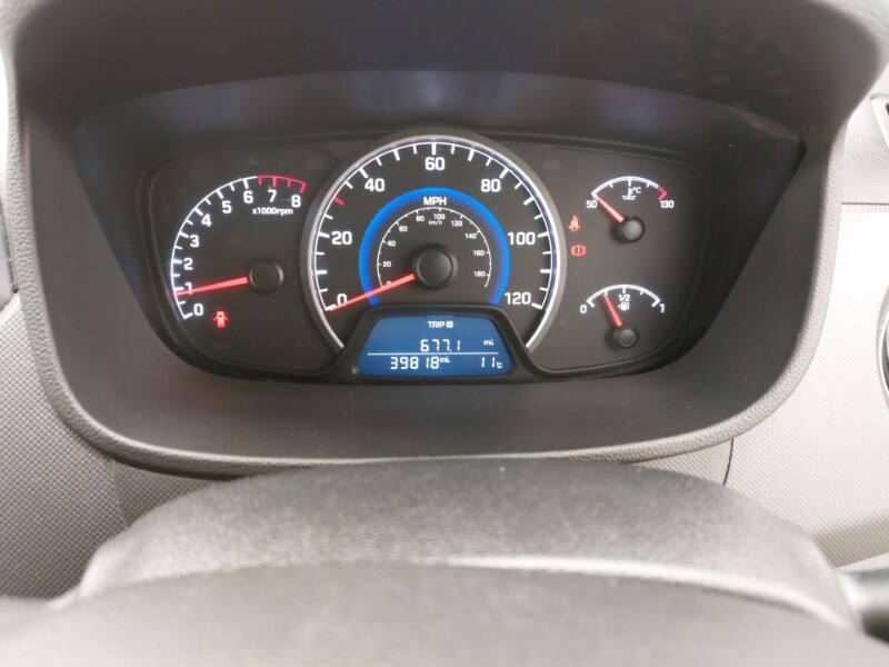 Used Hyundai i10 2019 for sale - 77964138: Photo 11