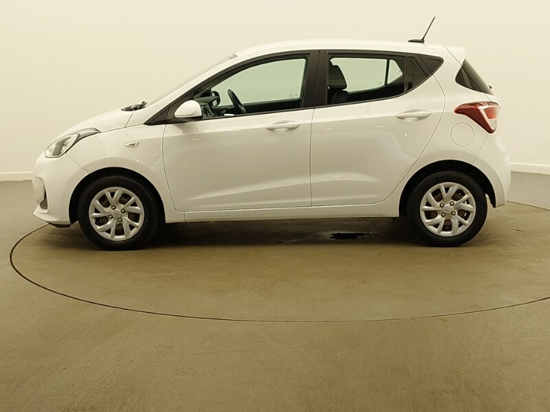 Used Hyundai i10 2019 for sale - 77964138: Photo 4