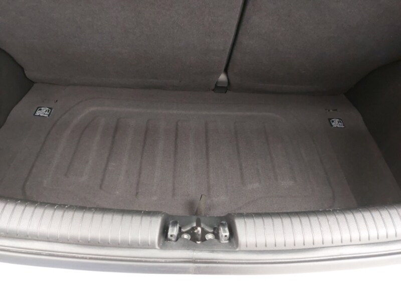 Used Hyundai i10 2019 for sale - 77964138: Photo 8