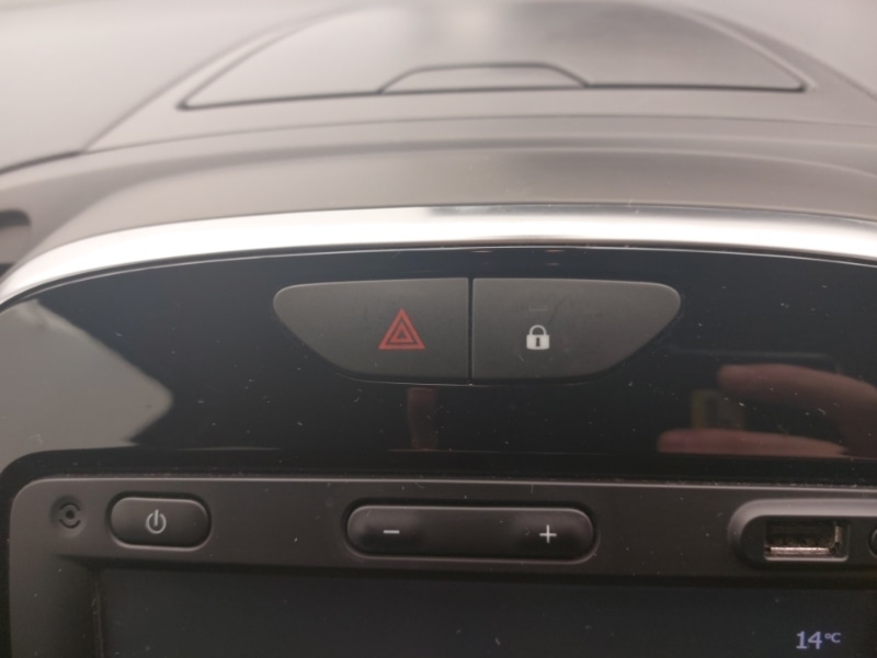 Used Renault Captur 2017 for sale - 77433426: Photo 19