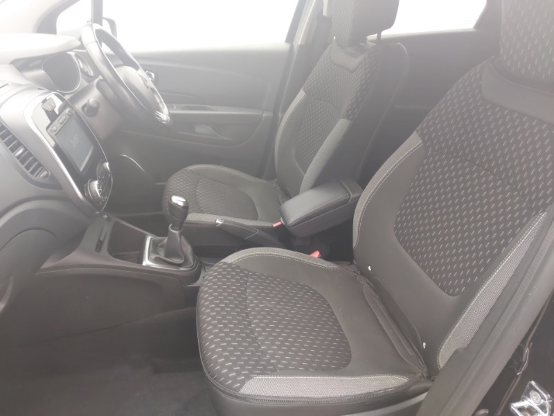 Used Renault Captur 2017 for sale - 77433426: Photo 5