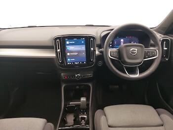 Used Volvo XC40 2023 for sale - 78617121: Photo