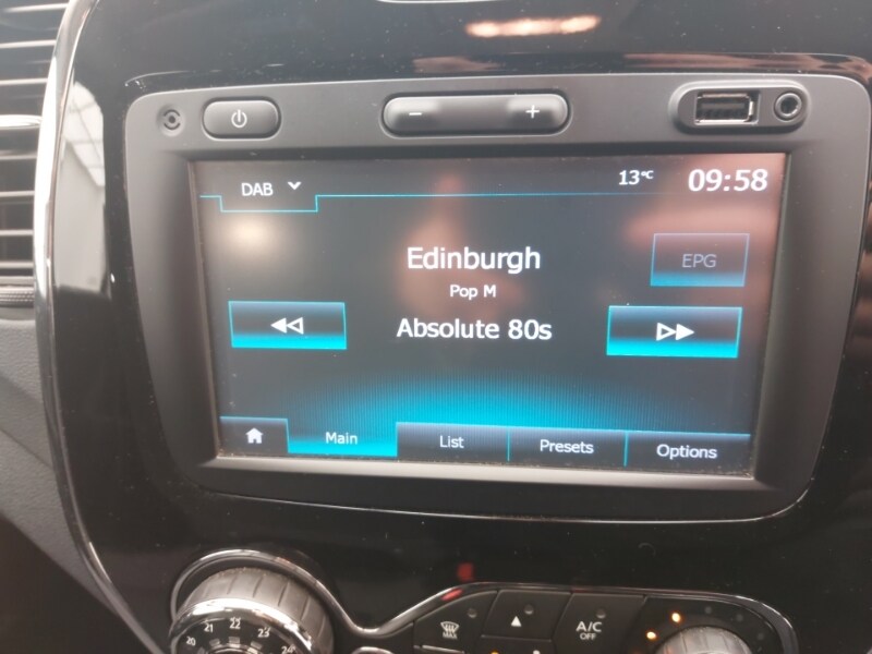 Used Renault Captur 2017 for sale - 77760931: Photo 11