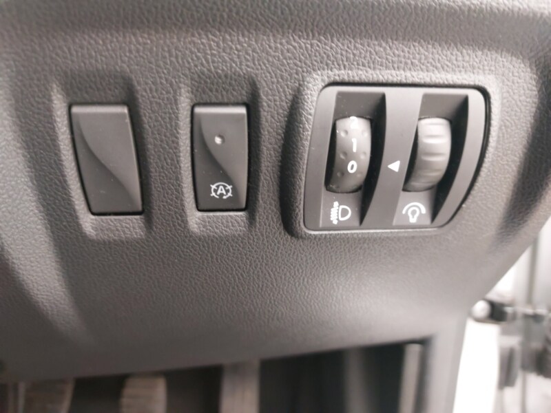 Used Renault Captur 2017 for sale - 77760931: Photo 13