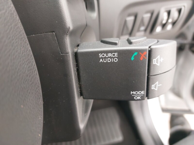 Used Renault Captur 2017 for sale - 77760931: Photo 16